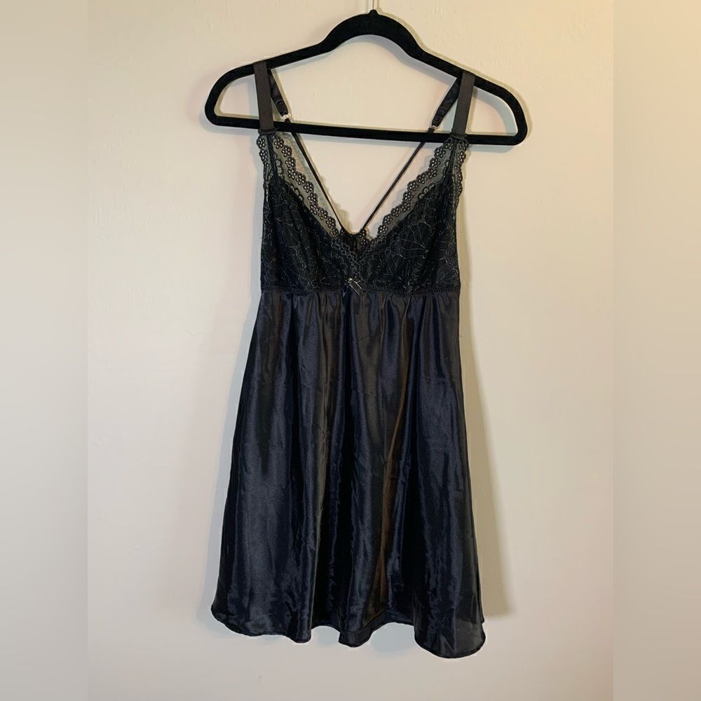 Flora Black Satin and Lace Babydoll size L - Picture 2 of 10